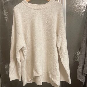 Universal Thread Cream Knit Crew Neck Sweater